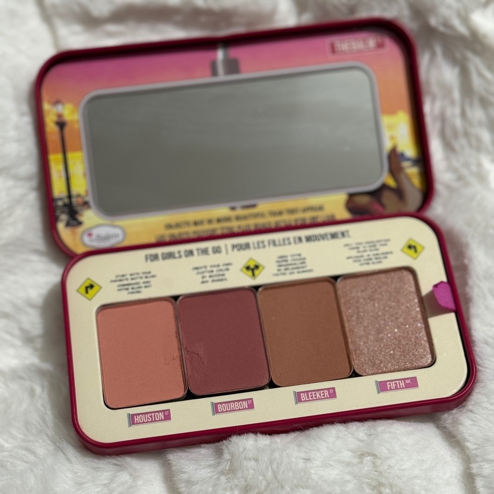 theBalm Autobalm GRL PWDR Cheeks on the Go Blush Palette 4 Shades Travel Tin - Picture 4 of 4